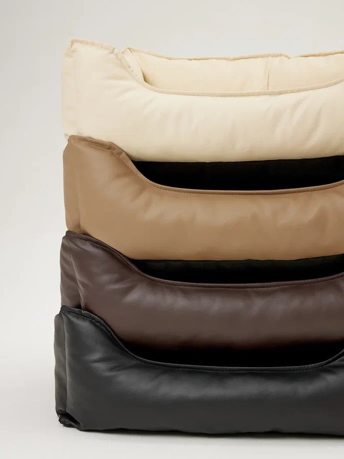 Лежанка LionPets для животных БРАУНИ PR2604 Эко-кожа Цвет: Молочный