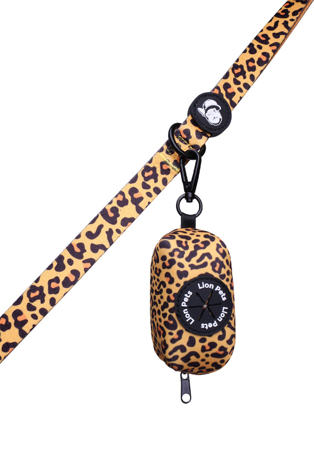 Сумочка диспенсер LionPets для уборки за животным LPD-100-2