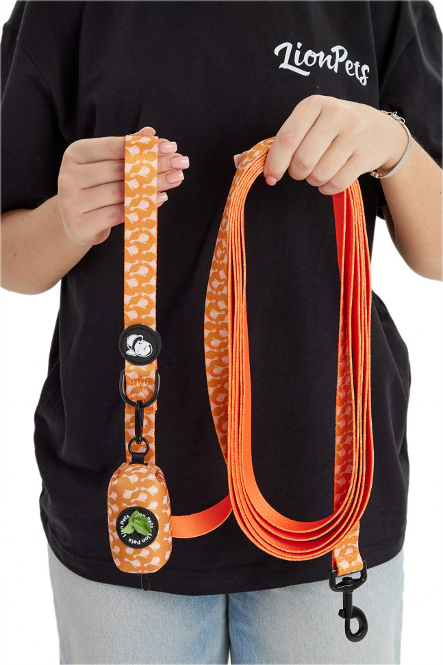 Сумочка диспенсер LionPets для уборки за животным LPD-110-8
